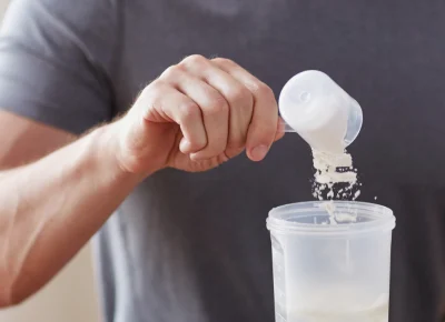 model sipa gainer protein u šejker